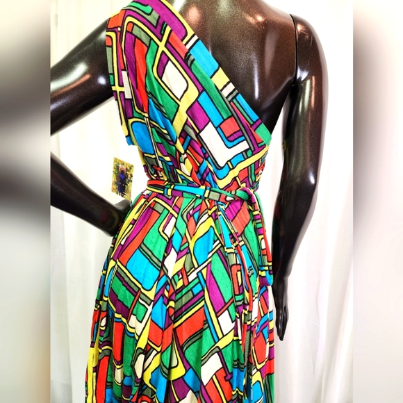 Custom Cut & Sewn - Colorful Geometric Dress with Sash - Picture 7 of 16